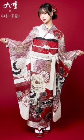 九重×中村里砂白赤振袖