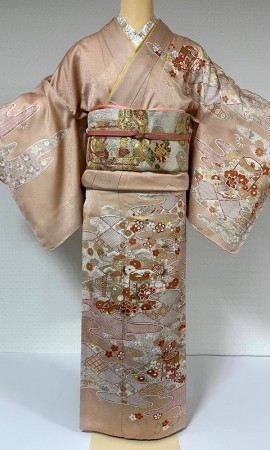 古典ブランド訪問着