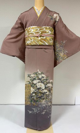 牡丹の訪問着